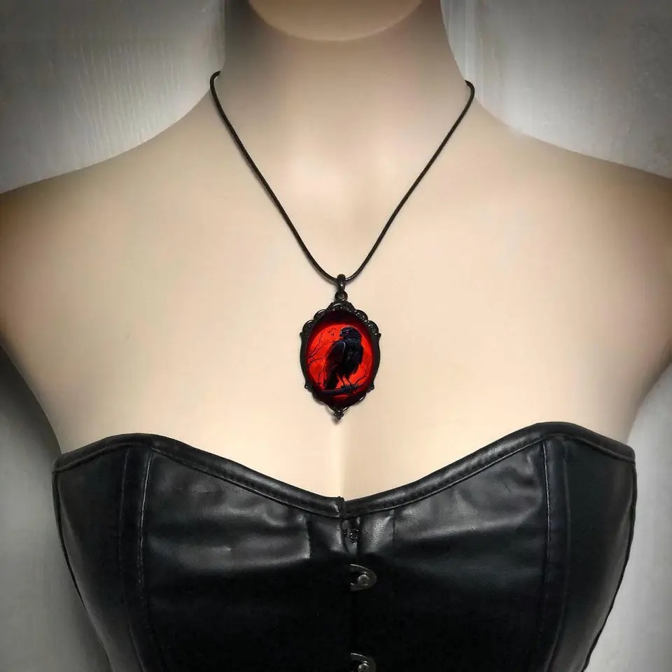 Gothic Vampire Owl Cameo Neckl - Men'S Vampire Accessories ulasan dan harga