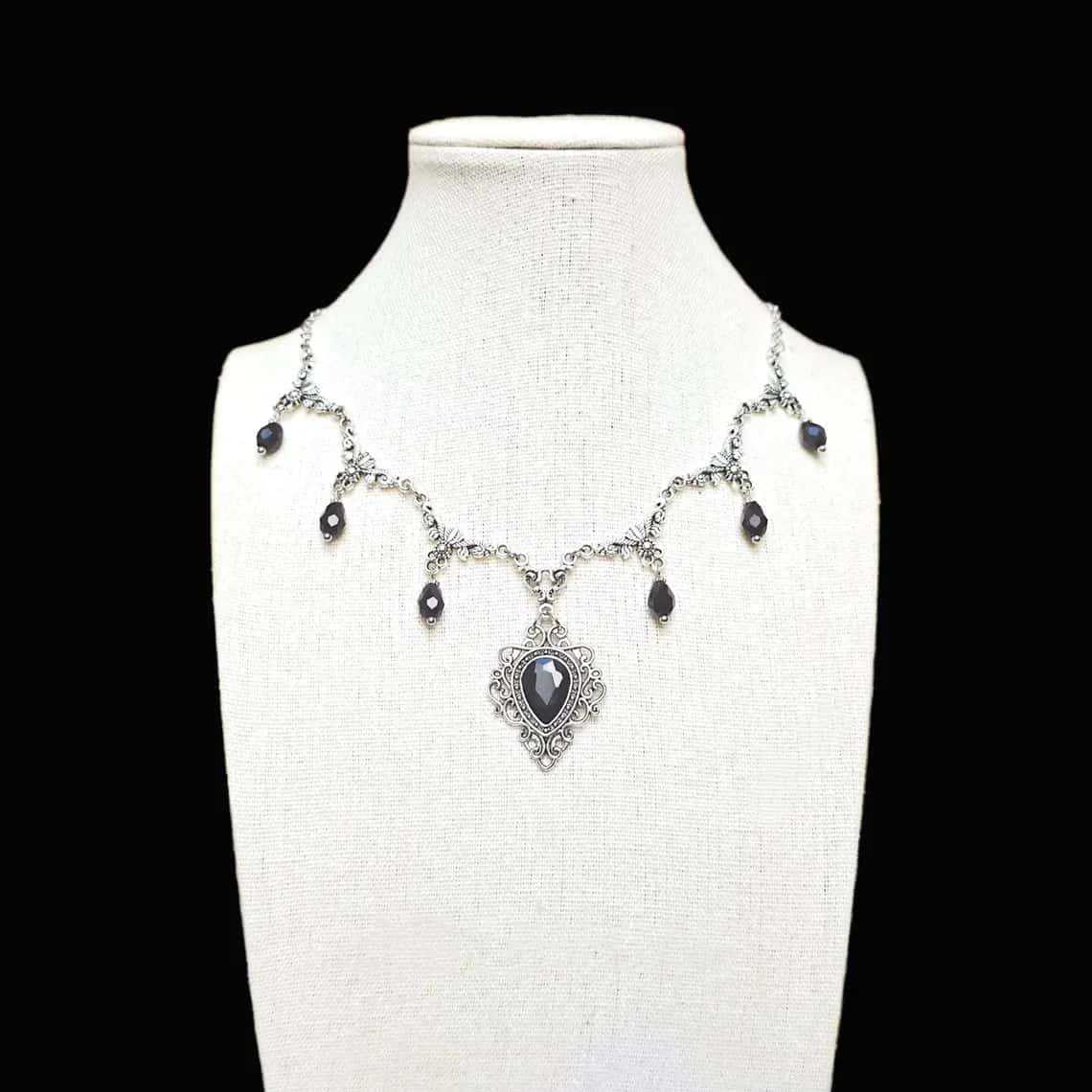 Victoria Embroidered Choker,Go - Men'S Vampire Accessories ulasan dan harga